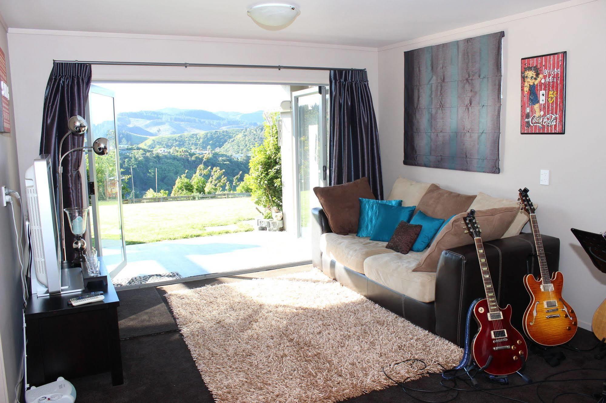 Stunning Views Bed, Breakfast & Health Retreat Bed and Breakfast Whangamata Eksteriør billede